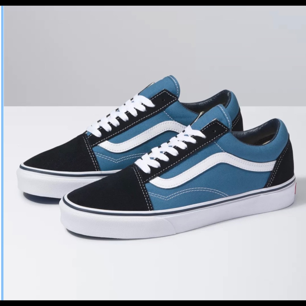 BRAND NEW VANS OLD SKOOL NAVY AND BLACK